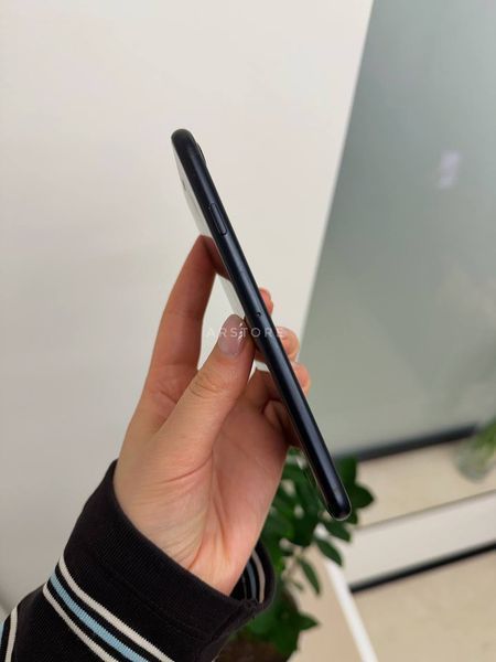 Apple iPhone SE 3 64 Black Never  8062 фото