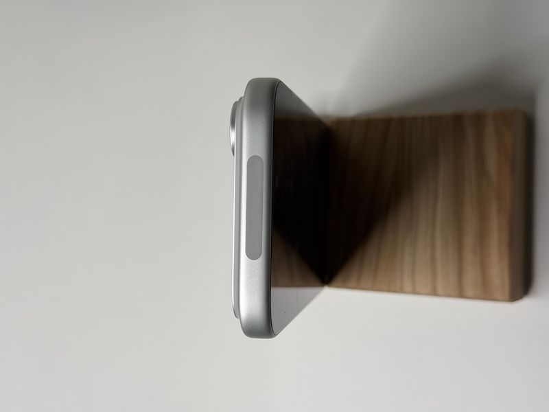 Apple iPhone 17 Pro 256Gb Silver 2222 фото